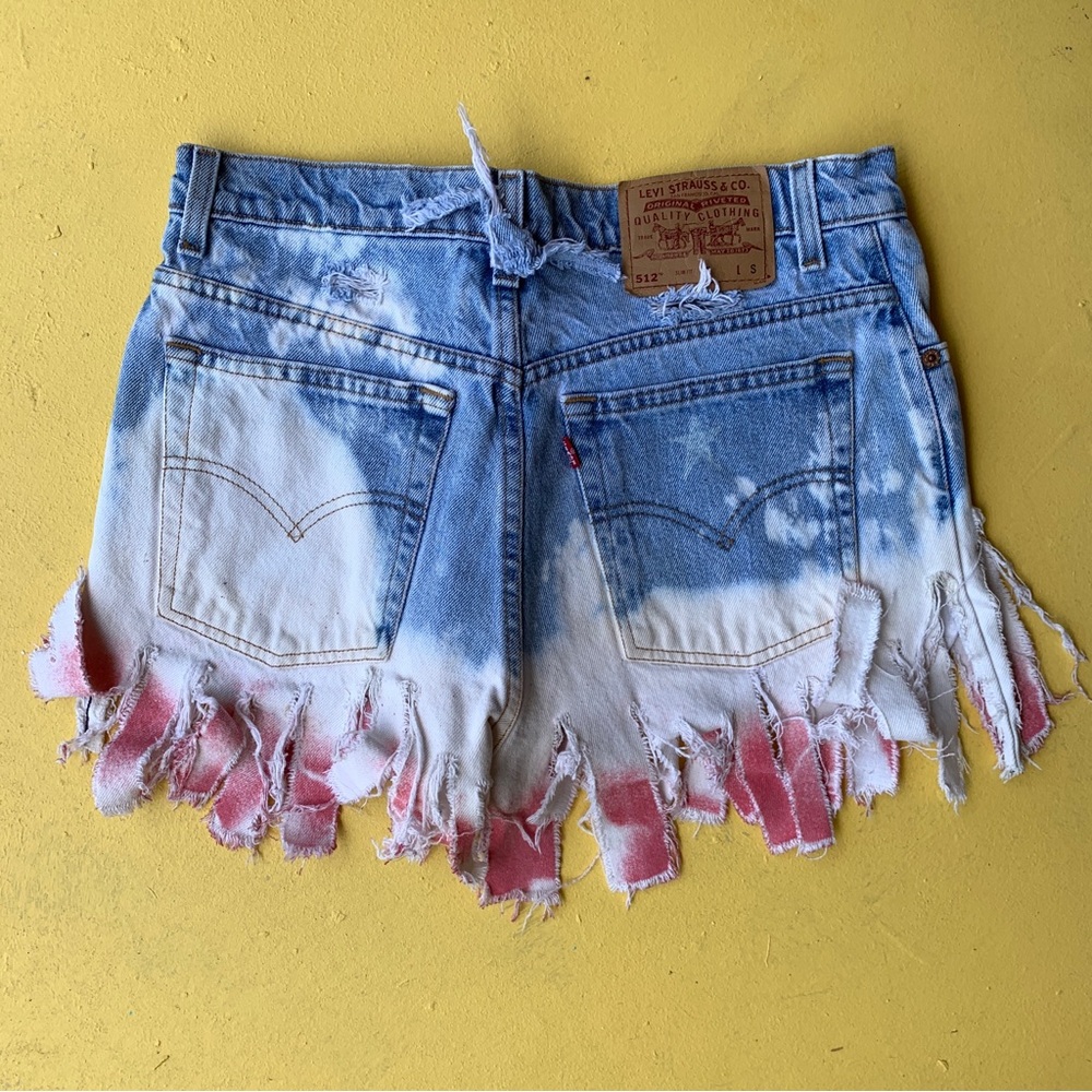 VINTAGE LEVIS red white blue distressed shorts beach summer juniors size 11 - Picture 6 of 11